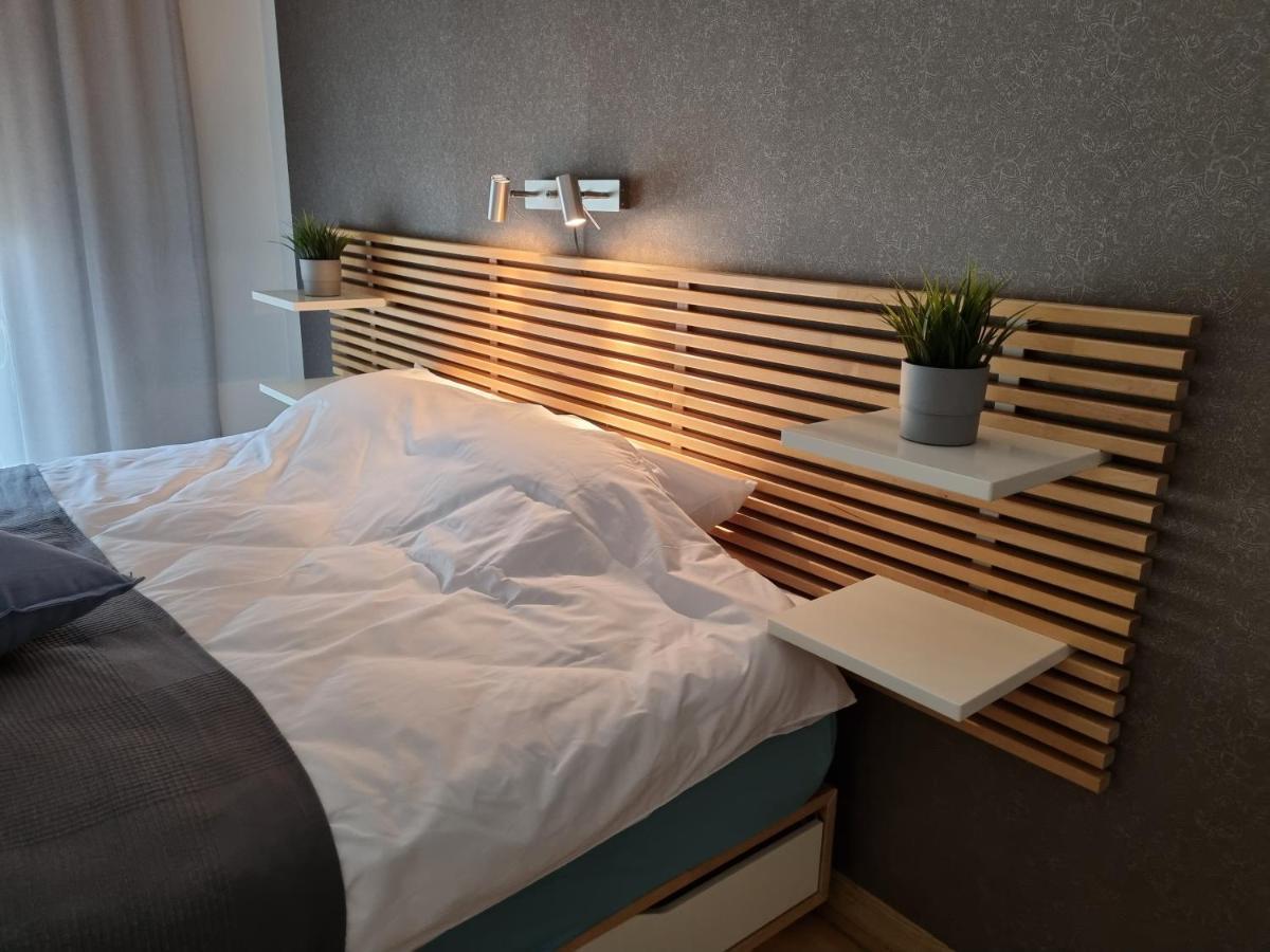R63 Apartment With Terrace タルトゥ エクステリア 写真